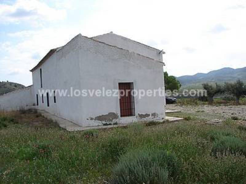 LVC193: Granja Pequeña en venta en Velez-Blanco, Almería