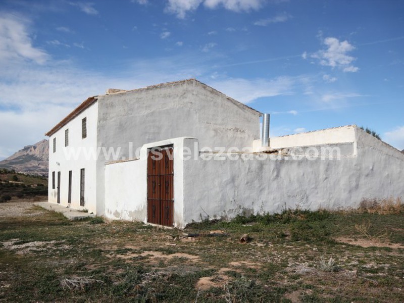 LVC193: Granja Pequeña en venta en Velez-Blanco, Almería