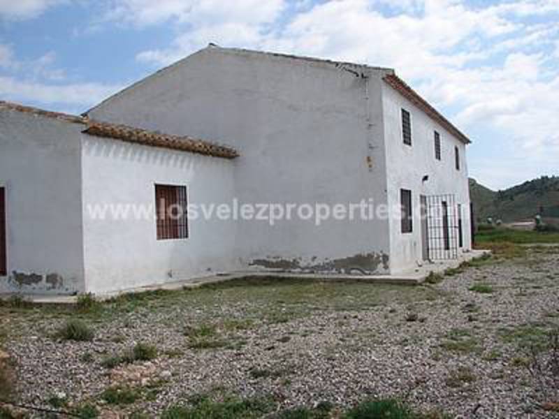 LVC193: Granja Pequeña en venta en Velez-Blanco, Almería