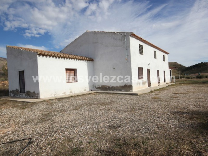 LVC193: Granja Pequeña en venta en Velez-Blanco, Almería