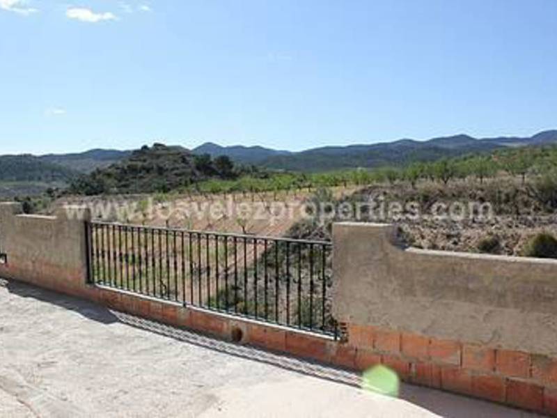 LVC242: Cortijo Reformada en venta en Fontanares, Murcia