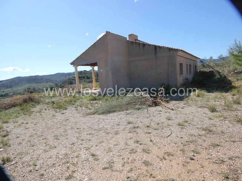 LVC242: Cortijo Reformada en venta en Fontanares, Murcia