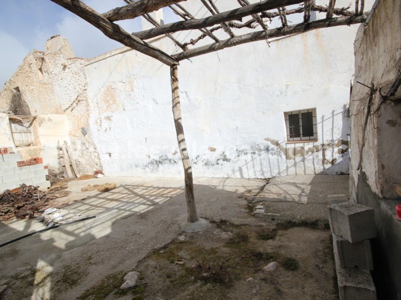 LVC263: Cortijo Reformada en venta en Velez-Rubio, Almería
