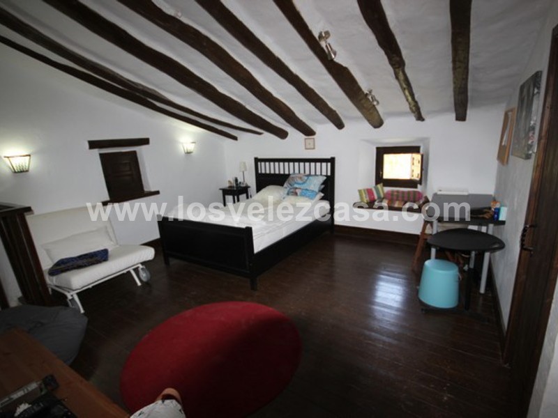 LVC419: Cortijo Reformada en venta en Velez-Rubio, Almería