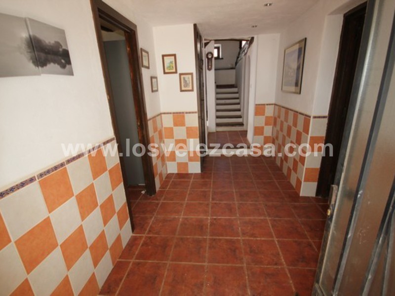LVC419: Cortijo Reformada en venta en Velez-Rubio, Almería