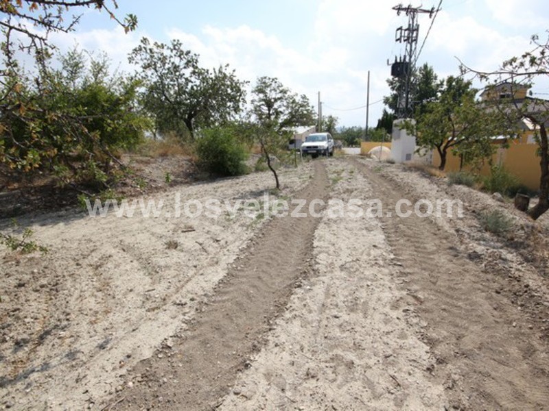 LVC423: Land for sale in Velez Rubio, Almería