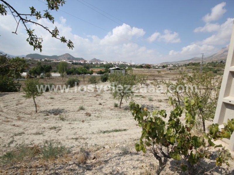 LVC423: Land for sale in Velez Rubio, Almería