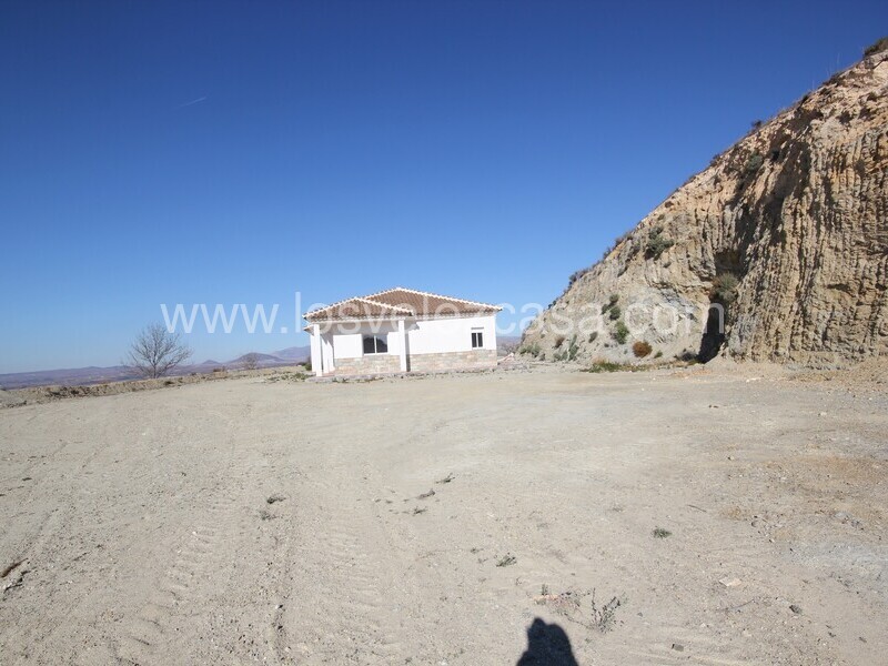 LVC490: Detached Character House for sale in Los Cerricos, Almería