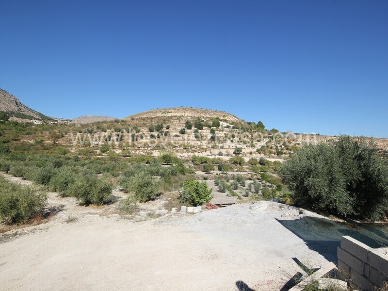 LVC507: Land for sale in Velez Blanco, Almería