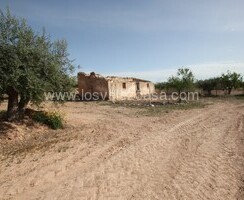 LVC516: Country Property to Reform in Velez Rubio, Almería